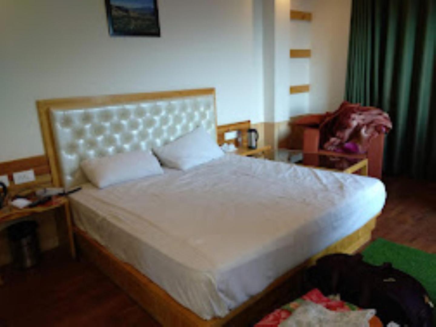 Shimla Greens Shimla Hotel Exterior foto